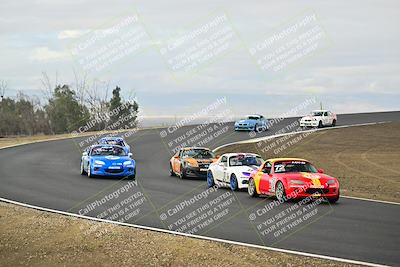 media/Jan-26-2025-CalClub SCCA (Sun) [[cfcea7df88]]/Group 1/Race/